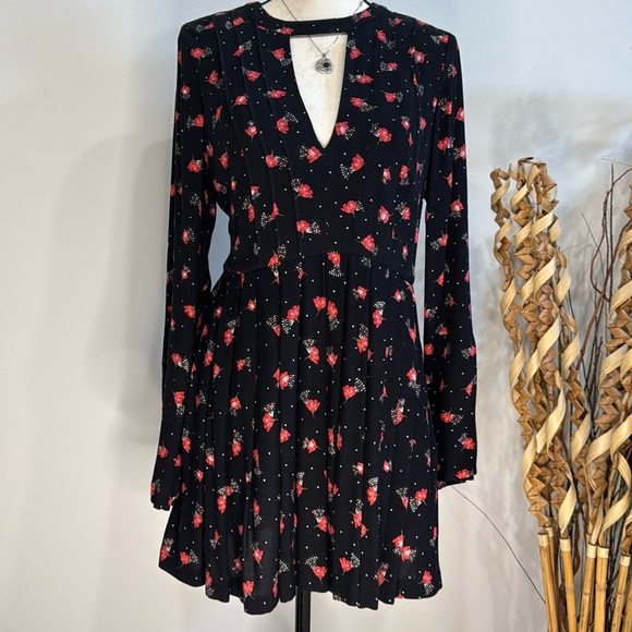 Free People Floral Dress Size 4 - Picture 1 of 8
